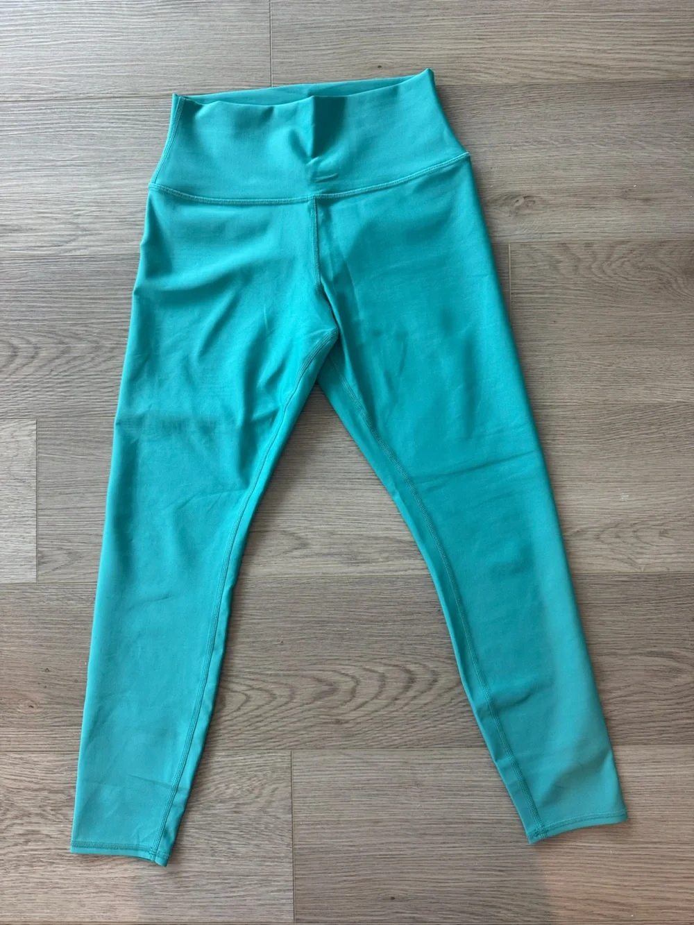 ALO Yoga 7/8 High-Waisted Airlift Leggings